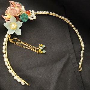 SOLD - Chinese hanfu floral hairband - (缠花发饰)